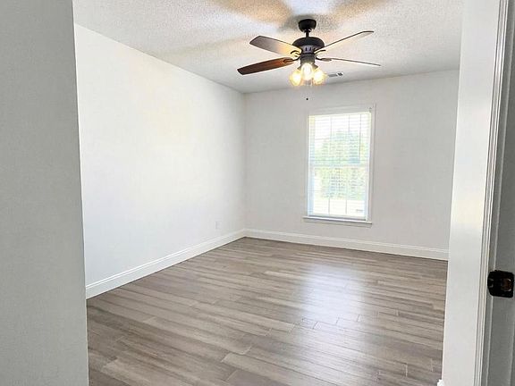 5th image of 1140 Penland Rd