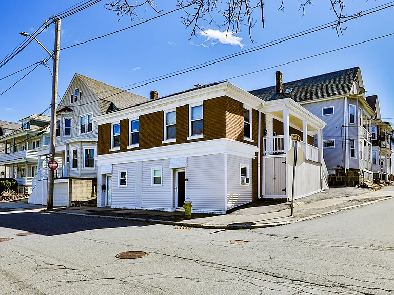 1 Hazel St #23L — Photo 29
