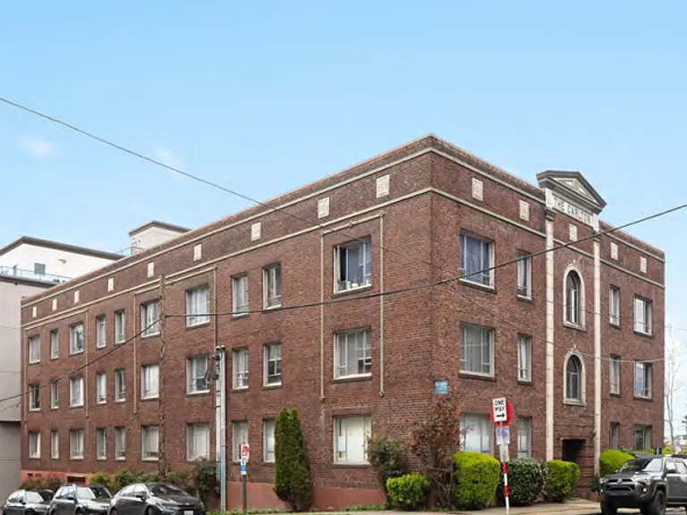 The Carlton Apartments — Photo 1