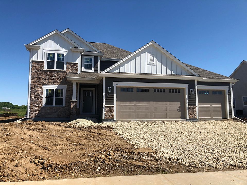 1st image of 1054 Mullberry Ln