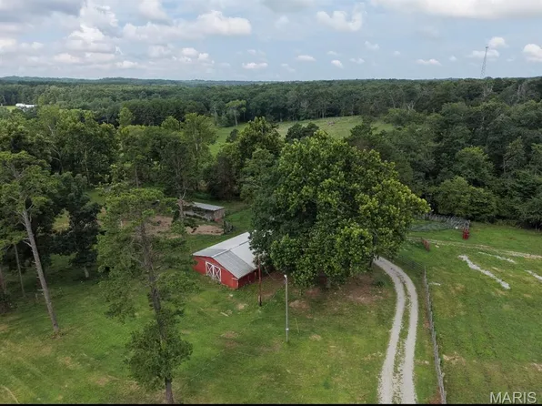 20003 Gore Rd, Sainte Genevieve, MO 63670
