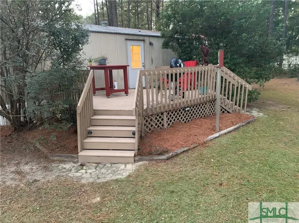 203 Possum Trot Court, Ellabell, GA 31308