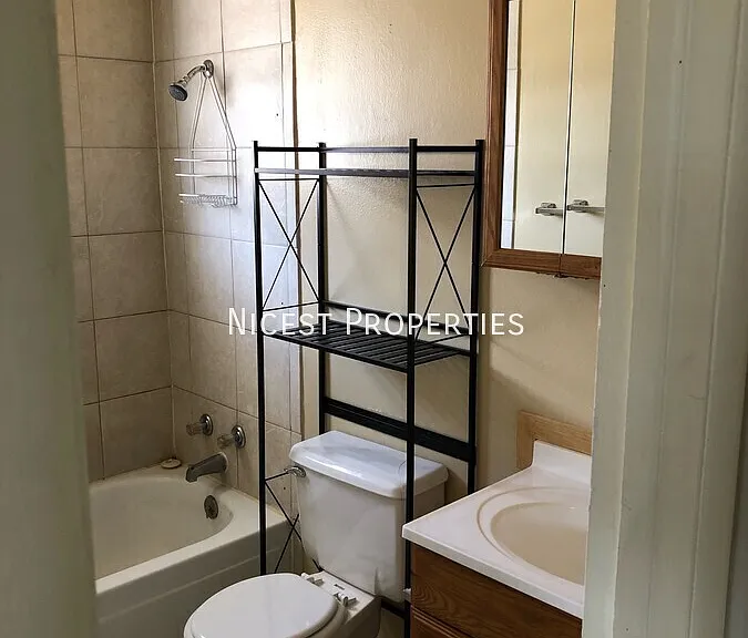 431 Lake Ave #C — Photo 12