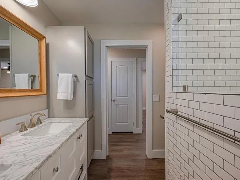 7 Lauderdale Dr — Photo 34