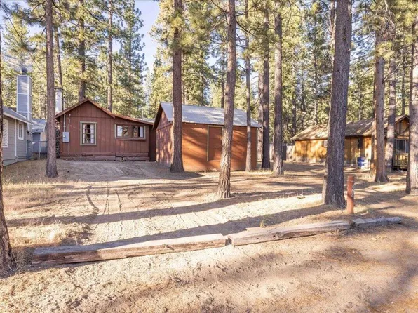 520 W Aeroplane Blvd, Big Bear City, CA 92314