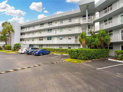 120 Royal Park Dr APT 4E, Oakland Park, FL, 33309