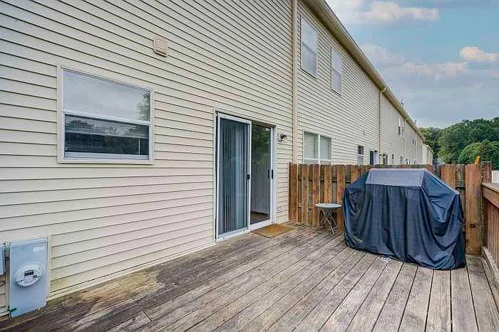 941 Perry Dr — Photo 21