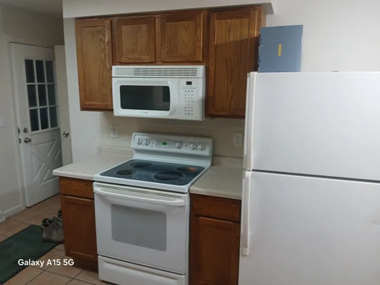 8017 Steffes St — Photo 9