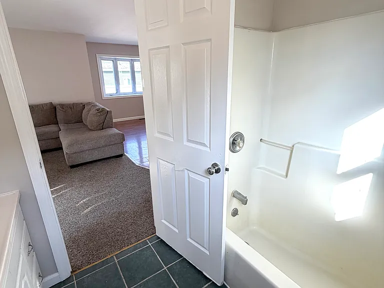 112 Tennyson Ave — Photo 9