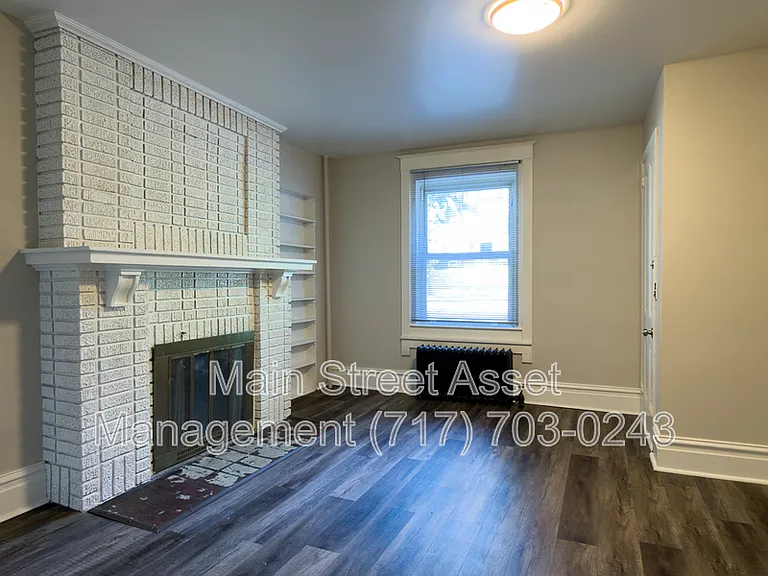2108 Walnut St #1 — Photo 15