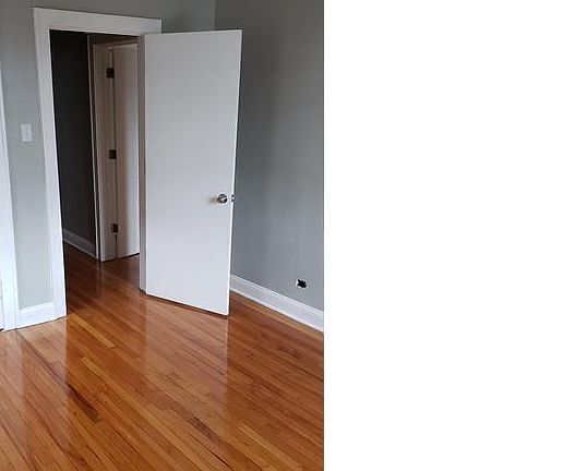 5th image of 6835 S Merrill Ave #3N