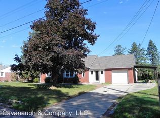 8 Sunset Dr, Cromwell, CT 06416