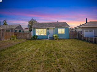 1636 Maple St, Myrtle Point, OR 97458