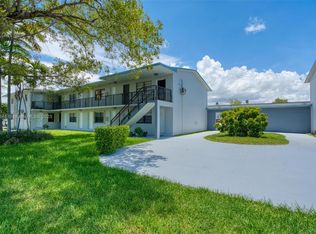 4590 SW 67th Ave APT 19, Miami, FL 33155