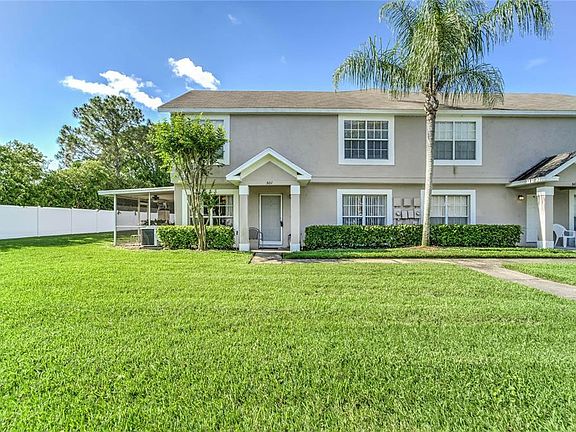 2nd image of 501 Kensington Lake Cir
