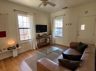2013 E 11th St, Austin, TX 78702
