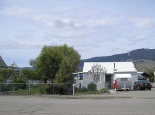 701 Hope Ave, Salmon, ID 83467