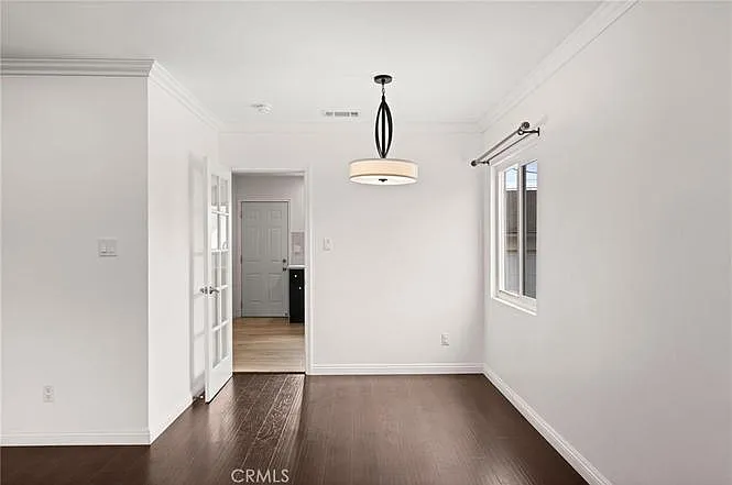418 Elmgate St — Photo 12