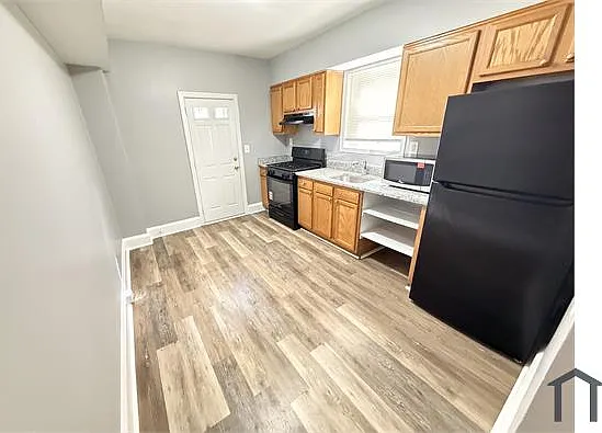 4302 Berger Ave — Photo 8