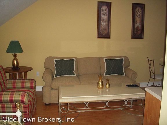 5th image of 4517 Burke St