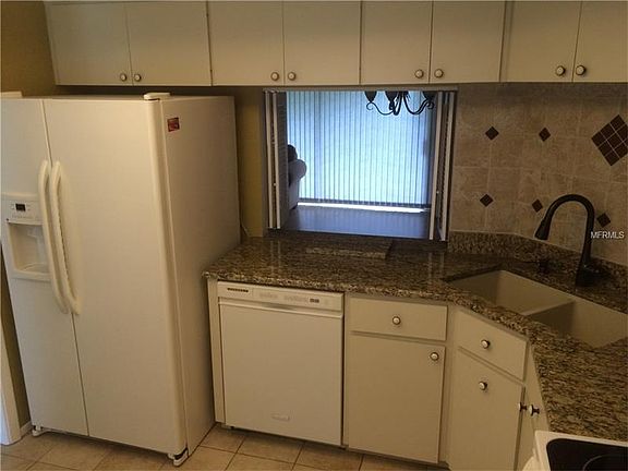 4th image of 228 Woodland Dr #228