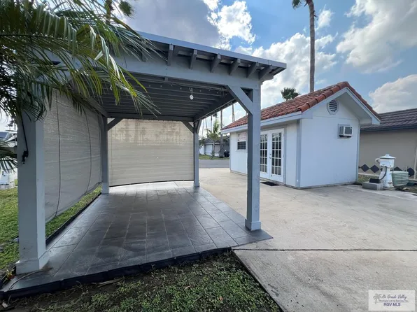 2143 Los Lagos W, Mercedes, TX 78570