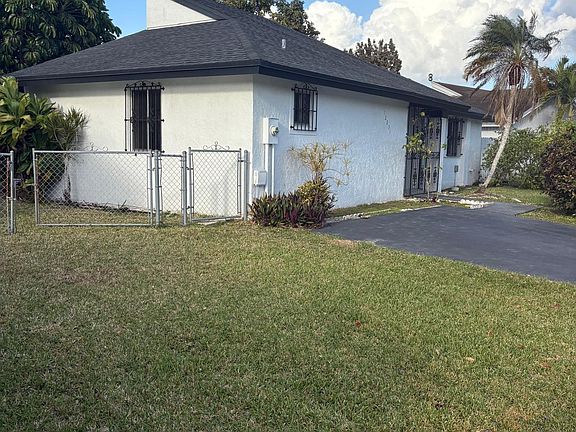 4th image of 12231 SW 210th St