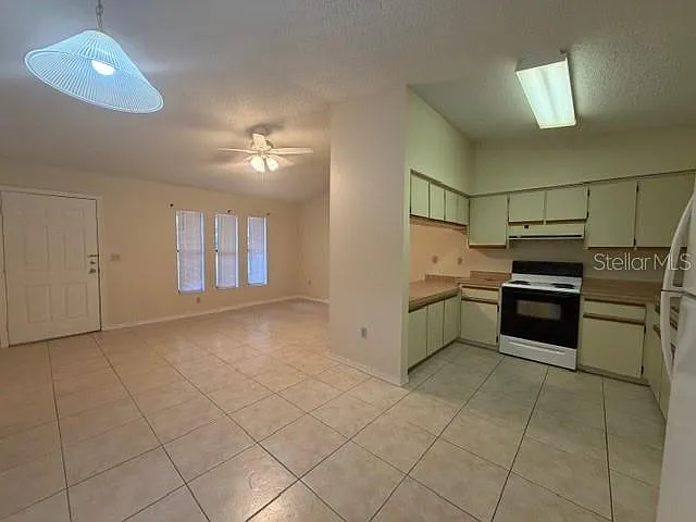 32818 Lake Square Ct #10 — Photo 4