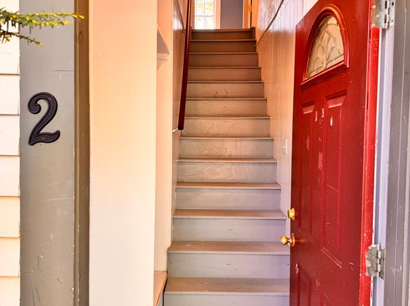 226 Union St #B, Millis, MA 02054