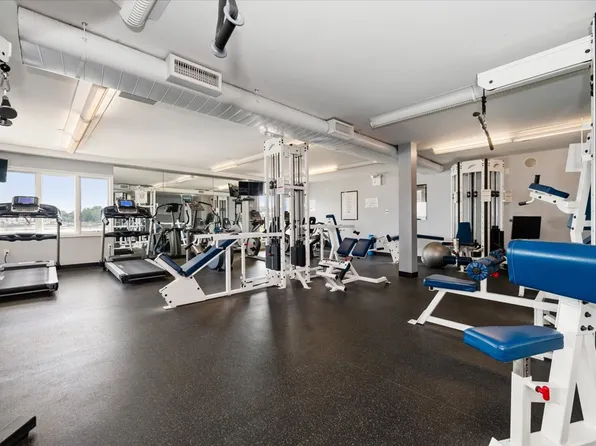 600 Clarence Avenue image 30 of 37