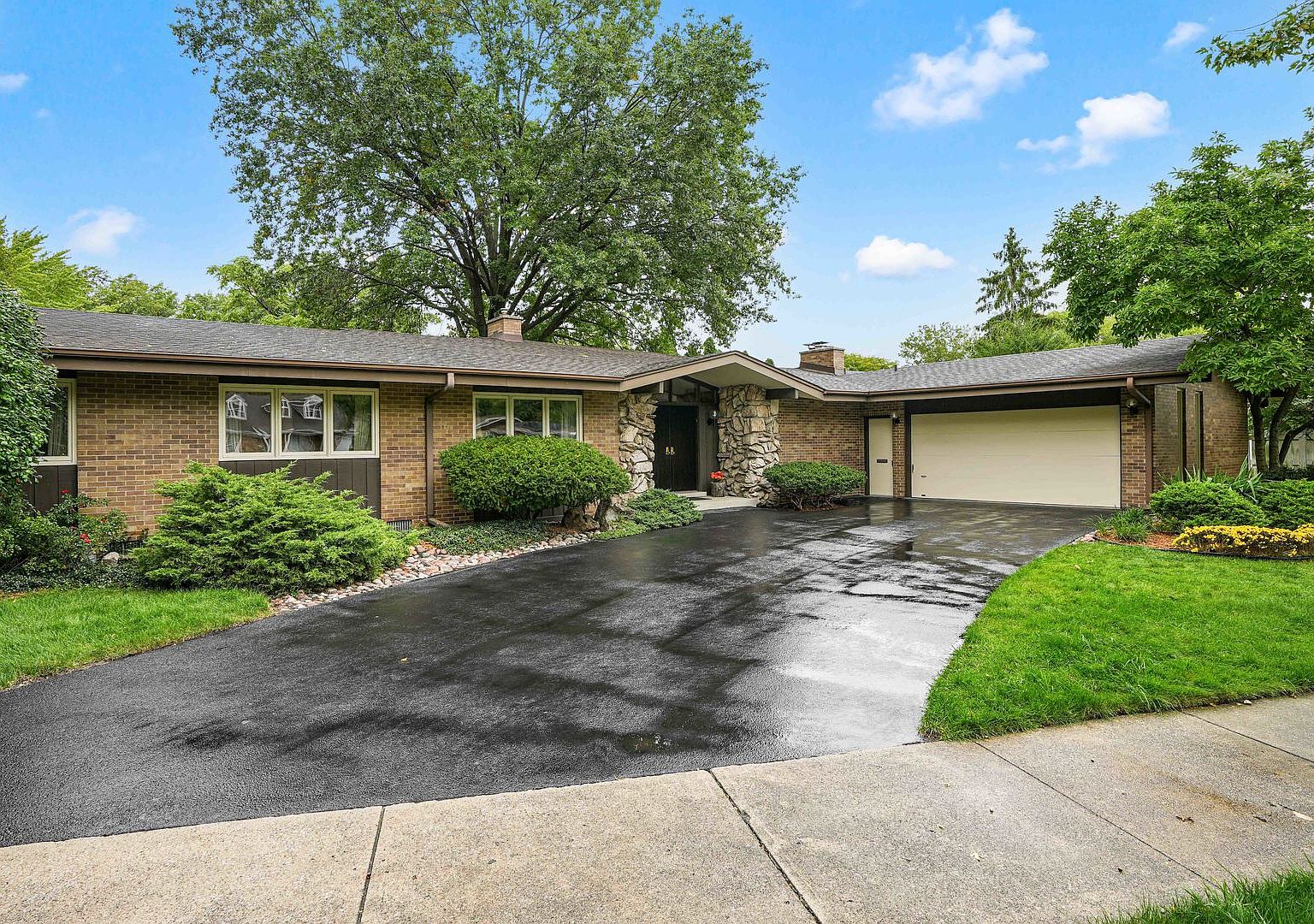 1100 E 173rd Pl, South Holland, IL 60473 Zillow
