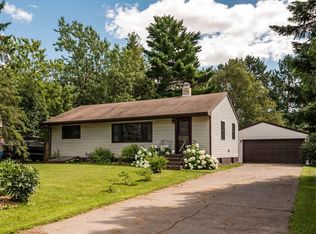 2528 Nanticoke St, Duluth, MN 55811