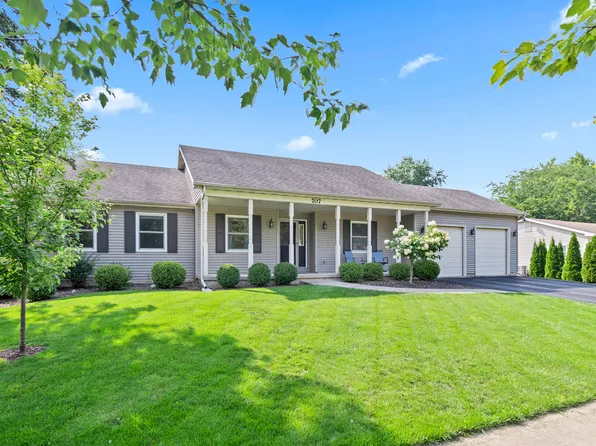 707 Adrian St, Yorkville, IL 60560