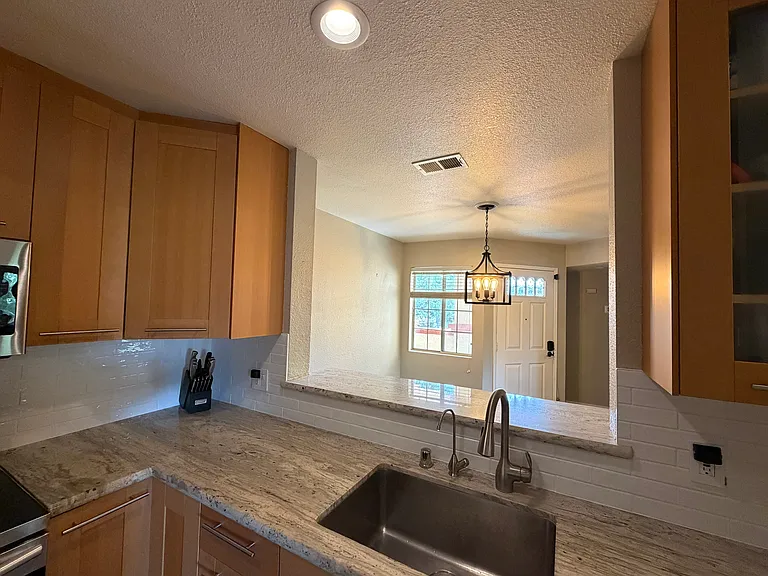 6933 Stagecoach Rd #H — Photo 8