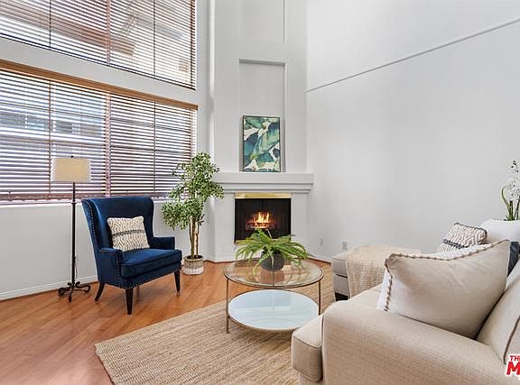 3rd image of 7111 La Tijera Blvd APT C202
