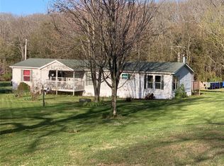 121 3rd St N #B, Rosebud, MO 63091