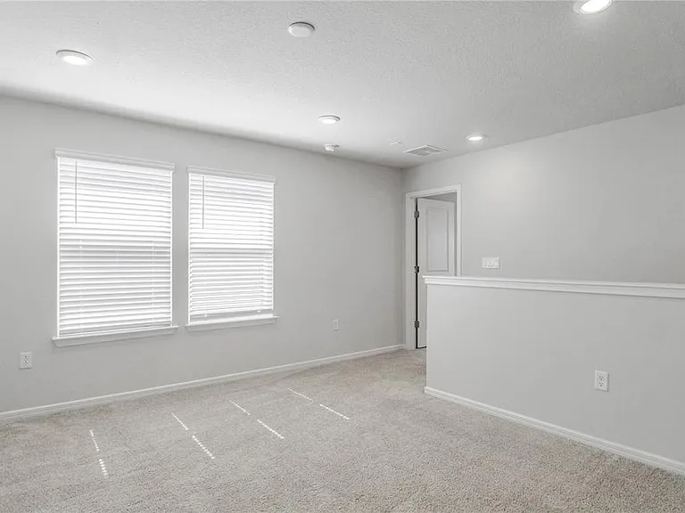14025 Kauai Dr — Photo 26