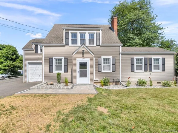 134 Clifton Avenue, West Hartford, CT 06107