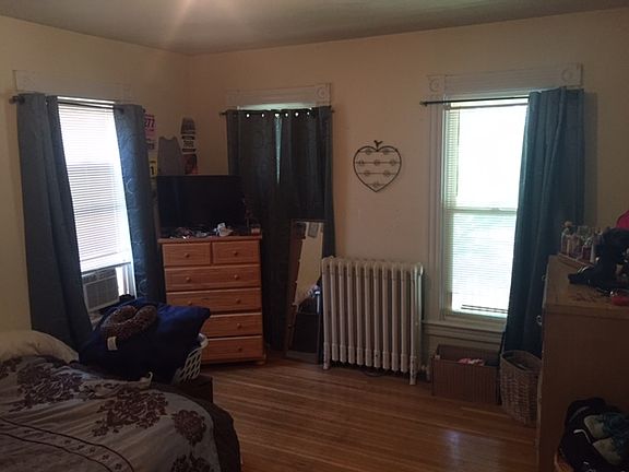 5th image of 145 Harvard St #1A