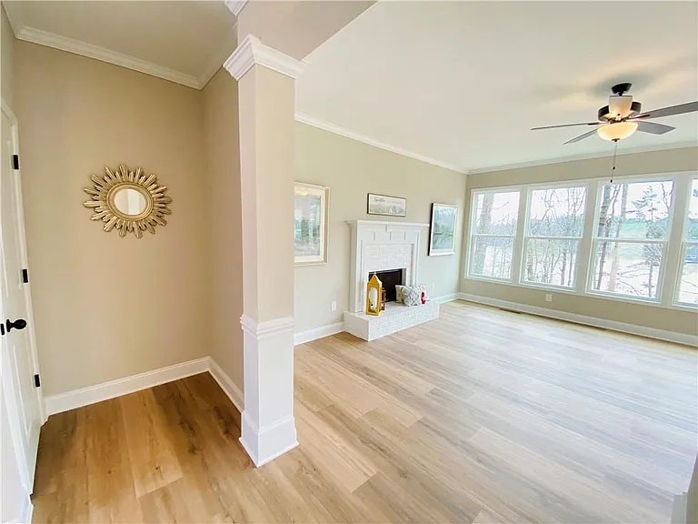 6960 Diana Cir — Photo 7