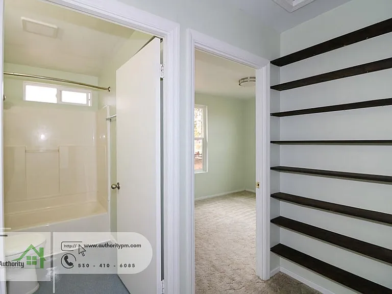6530 Dale Ln — Photo 5