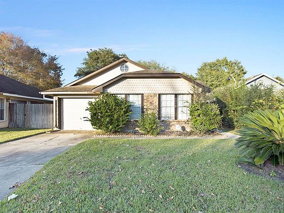 2nd image of 9318 Crescent Moon Dr