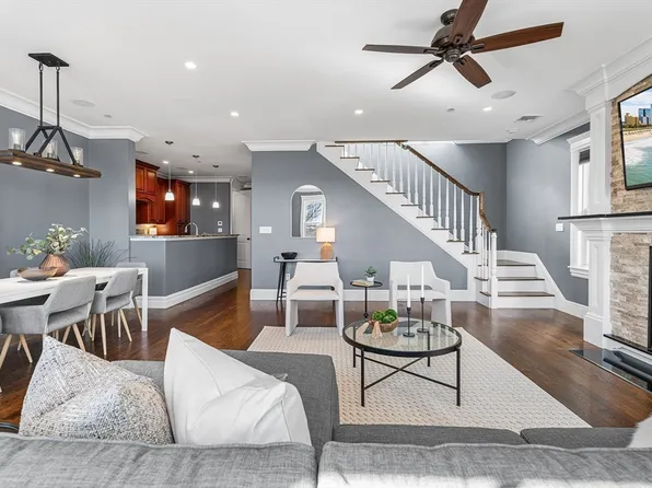 9 M St APT 5, South Boston, MA 02127