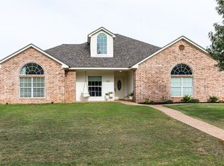 153 Canyon Ridge Dr, Waco, TX 76705