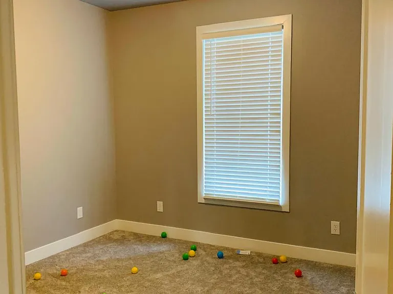 229 Wellington Dr — Photo 9