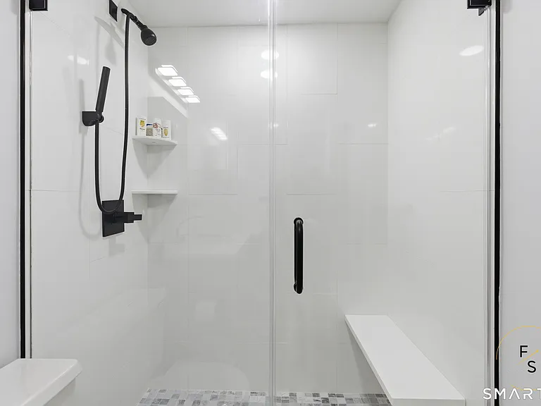 140 Captain Thomas Blvd #307 — Photo 18