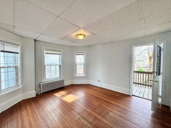 187 Lowell St, Somerville, MA 02144