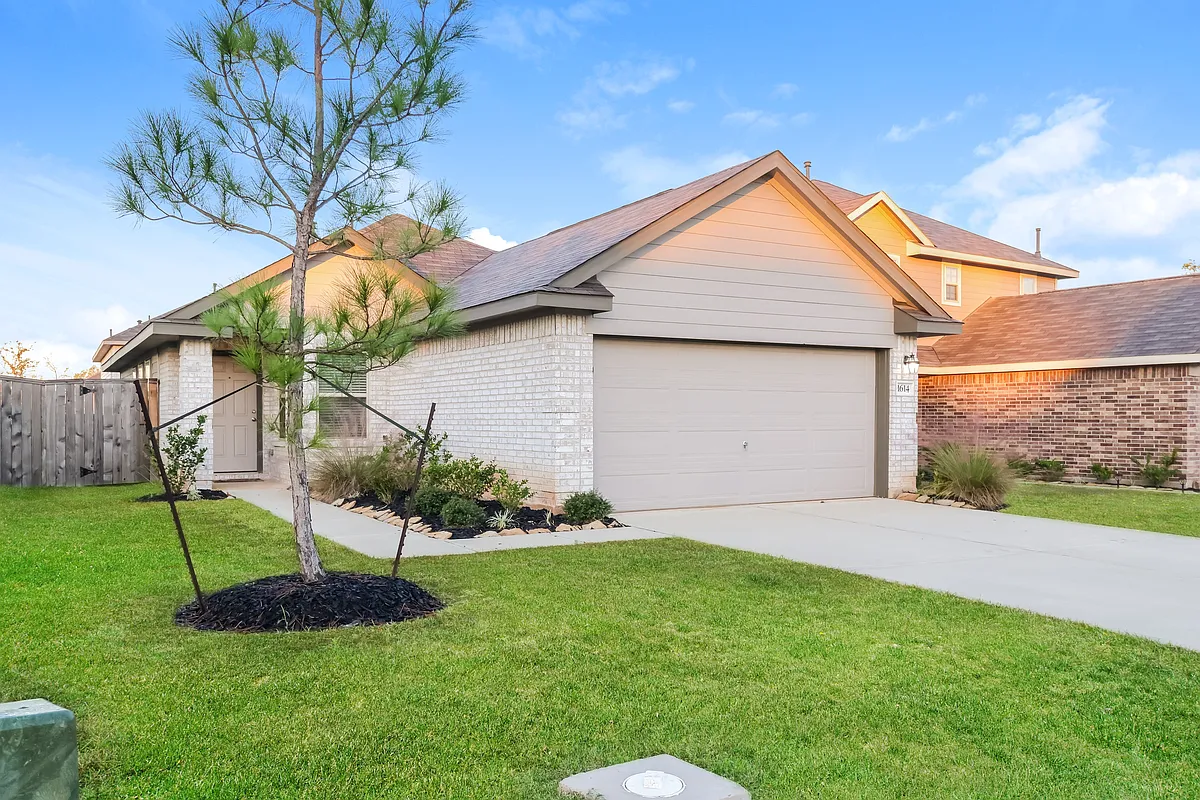 Building Photo - 3659 Solanum Dr