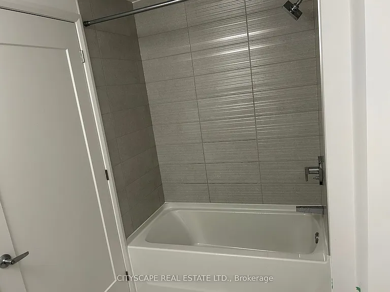 75 James St S #2204 — Photo 7