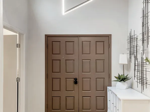 8335 N Lee Trevino Cir, Tucson, AZ 85742